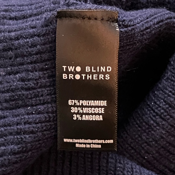 Nike & 2BB beanies - Picture 5 of 6